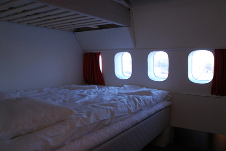 airplane_hostel