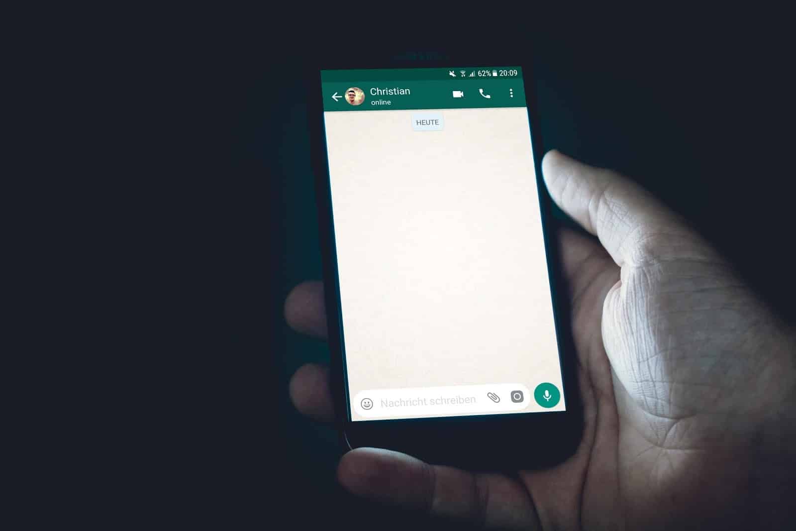 how-to-move-whatsapp-from-iphone-to-android-tech-times