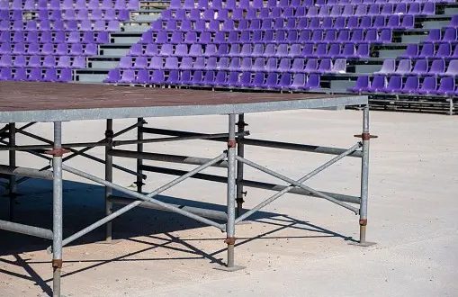 Effortless Mobility: The Advantages of a Sportable Folding Stage